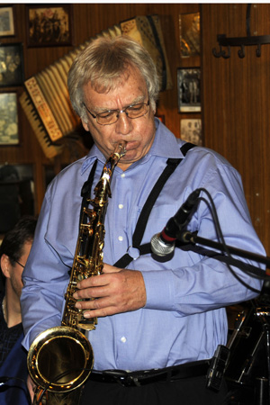 110206-03-CottonClub.jpg