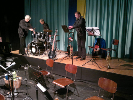 08012012286.jpg